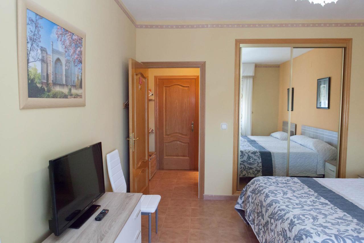 La Rosaleda De Orgaz Guest House Екстериор снимка