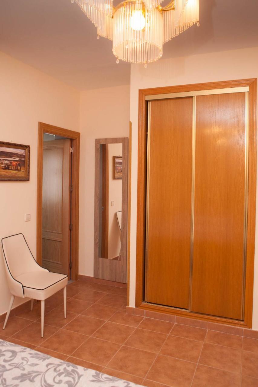 La Rosaleda De Orgaz Guest House Екстериор снимка