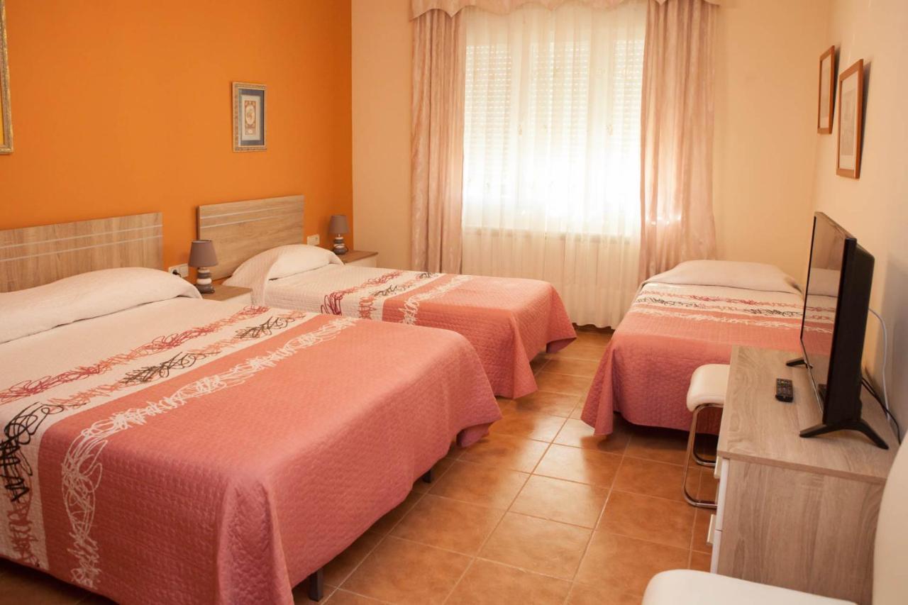 La Rosaleda De Orgaz Guest House Екстериор снимка