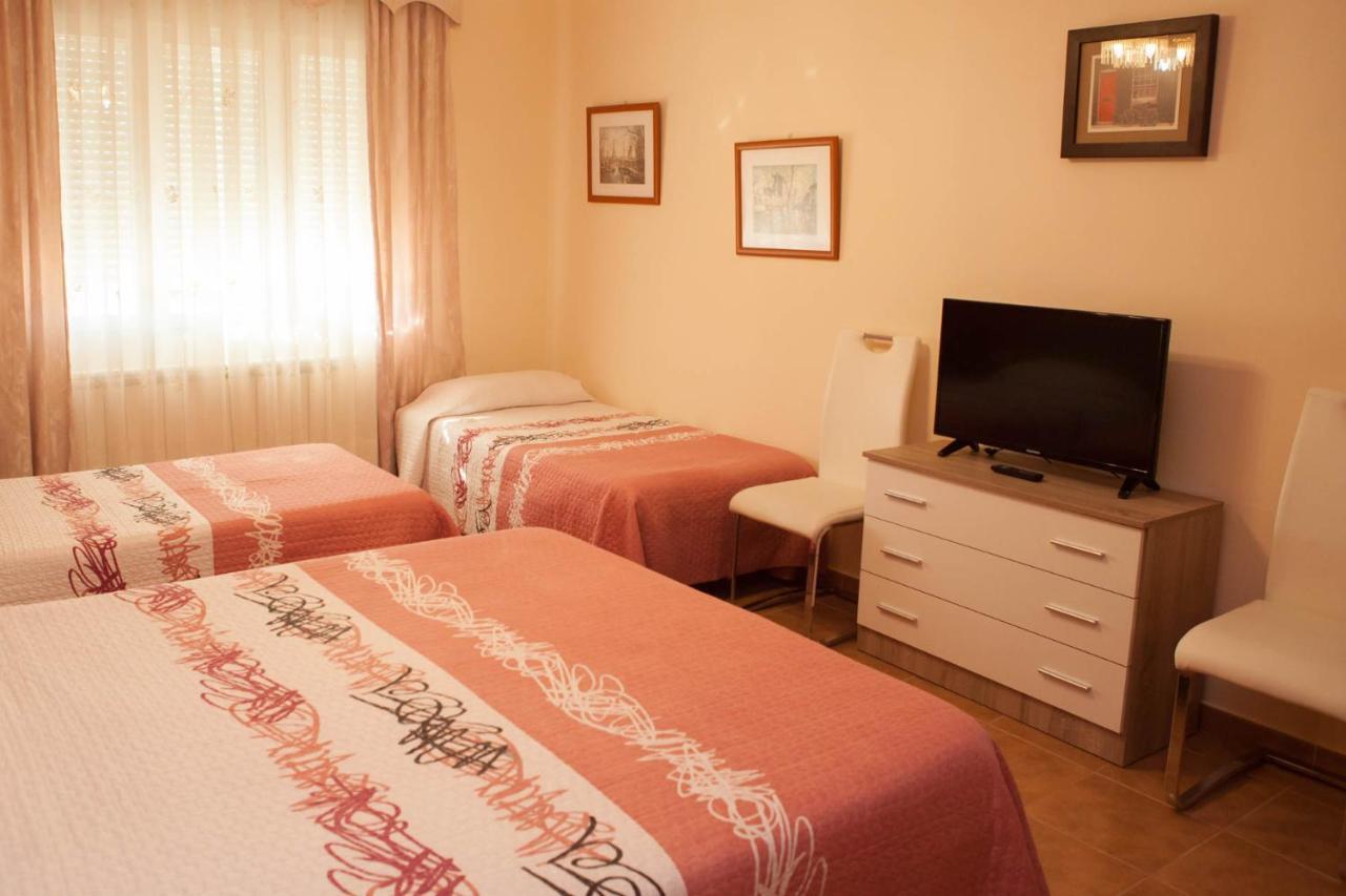 La Rosaleda De Orgaz Guest House Екстериор снимка