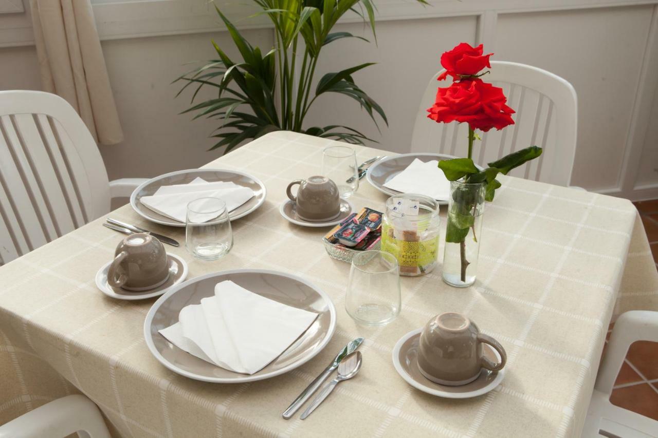 La Rosaleda De Orgaz Guest House Екстериор снимка
